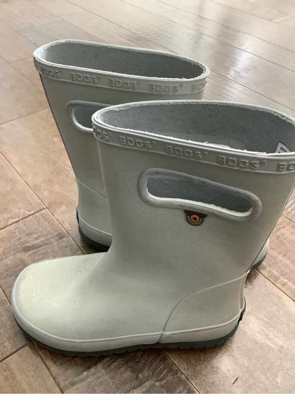 Bogs Kids Light Gray Waterproof Pull-On Rain Boots